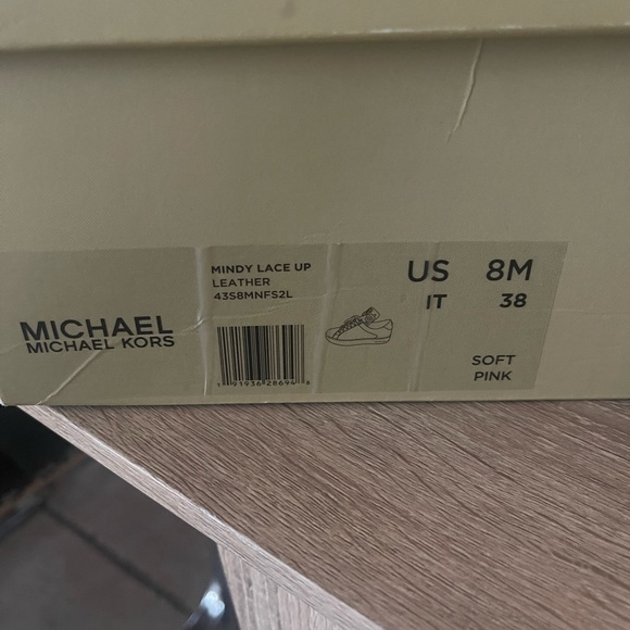 Michael kors Mindy Floral Applique Leather Sneaker - Picture 6 of 6